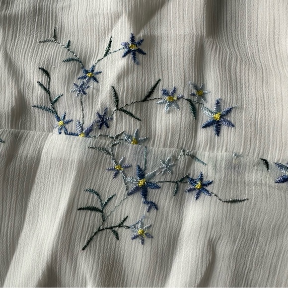 Winona White Halter Dress with Blue Floral Embroidery - Picture 5 of 7